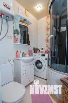 Студия квартира, посуточно, 43м2, 4/5 этаж