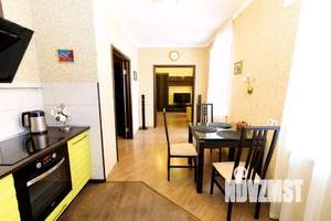 1-к квартира, посуточно, 60м2, 1/1 этаж
