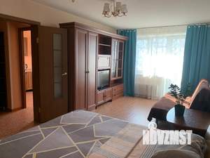 1-к квартира, посуточно, 38м2, 12/18 этаж