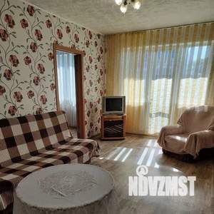 2-к квартира, посуточно, 43м2, 3/5 этаж