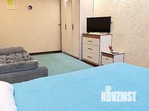 1-к квартира, посуточно, 38м2, 2/5 этаж