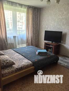 1-к квартира, посуточно, 38м2, 1/10 этаж