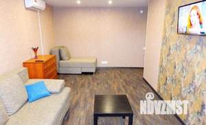 2-к квартира, посуточно, 42м2, 1/1 этаж