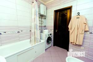 2-к квартира, посуточно, 60м2, 1/1 этаж