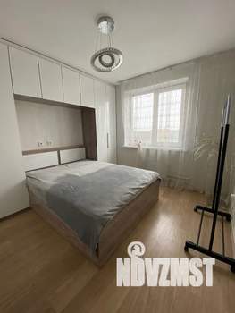 Студия квартира, посуточно, 40м2, 12/18 этаж