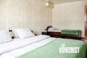 2-к квартира, посуточно, 43м2, 1/1 этаж