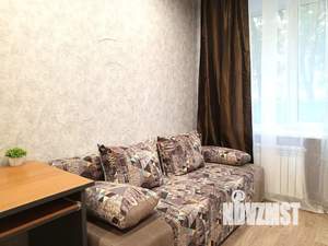 2-к квартира, посуточно, 48м2, 1/5 этаж