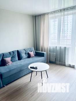 1-к квартира, посуточно, 38м2, 5/18 этаж