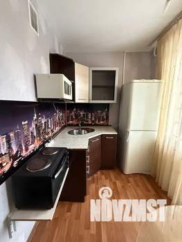 1-к квартира, посуточно, 33м2, 4/9 этаж