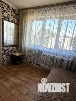 3-к квартира, посуточно, 47м2, 1/1 этаж