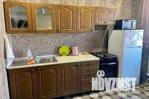 1-к квартира, посуточно, 38м2, 12/18 этаж