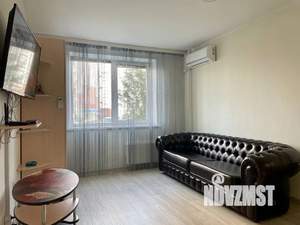1-к квартира, посуточно, 38м2, 1/18 этаж