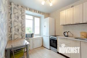 2-к квартира, посуточно, 34м2, 4/5 этаж
