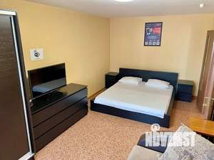 1-к квартира, посуточно, 38м2, 10/18 этаж