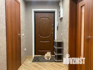 1-к квартира, посуточно, 38м2, 1/18 этаж