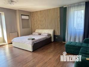 Студия квартира, посуточно, 45м2, 4/5 этаж