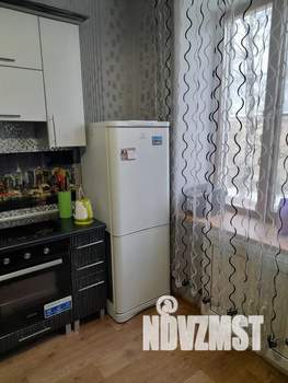 1-к квартира, посуточно, 38м2, 3/5 этаж