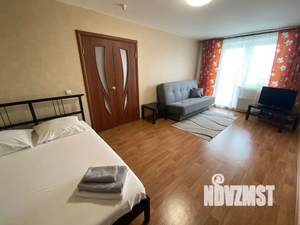 1-к квартира, посуточно, 35м2, 8/10 этаж
