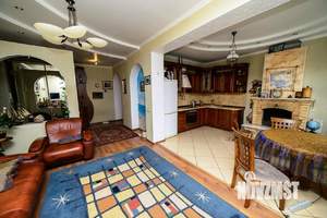 2-к квартира, посуточно, 60м2, 1/1 этаж