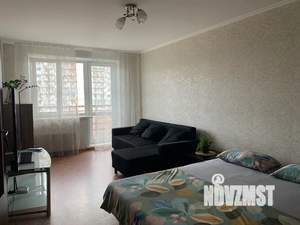 1-к квартира, посуточно, 38м2, 8/18 этаж