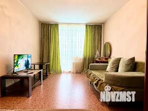 1-к квартира, посуточно, 38м2, 12/18 этаж