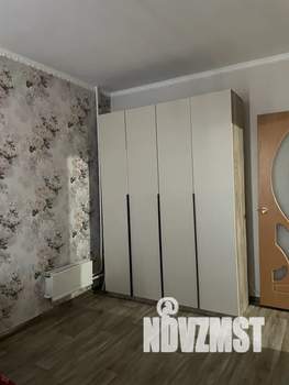 1-к квартира, посуточно, 35м2, 7/10 этаж
