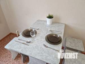 1-к квартира, посуточно, 38м2, 2/18 этаж