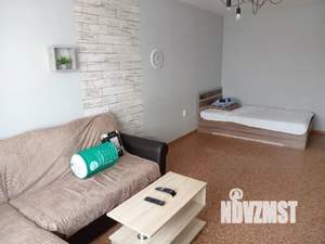 1-к квартира, посуточно, 39м2, 2/18 этаж