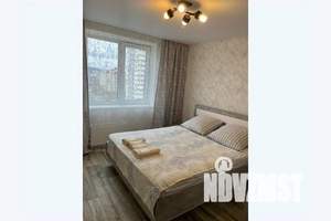 1-к квартира, посуточно, 40м2, 10/18 этаж