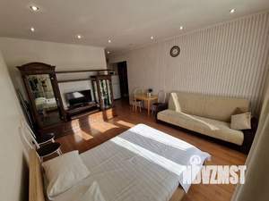 Студия квартира, посуточно, 35м2, 8/11 этаж