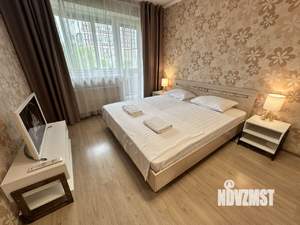 2-к квартира, посуточно, 50м2, 1/1 этаж