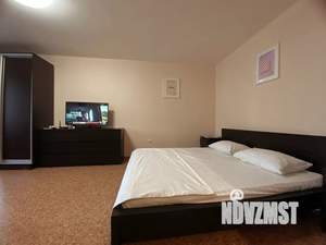 1-к квартира, посуточно, 38м2, 10/18 этаж