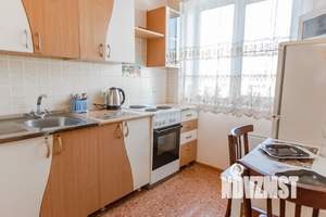 2-к квартира, посуточно, 42м2, 2/5 этаж