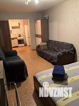 Студия квартира, посуточно, 38м2, 6/10 этаж