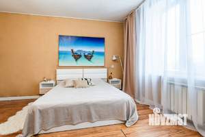 2-к квартира, посуточно, 40м2, 4/4 этаж