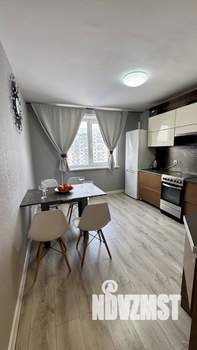 2-к квартира, посуточно, 49м2, 14/18 этаж