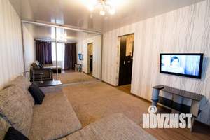 2-к квартира, посуточно, 48м2, 1/1 этаж