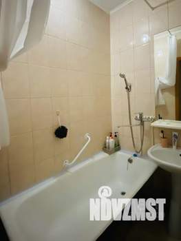 1-к квартира, посуточно, 36м2, 8/10 этаж