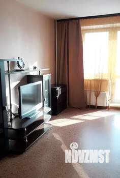 1-к квартира, посуточно, 45м2, 15/18 этаж
