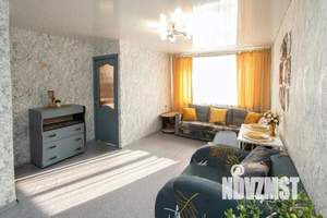 2-к квартира, посуточно, 47м2, 1/1 этаж