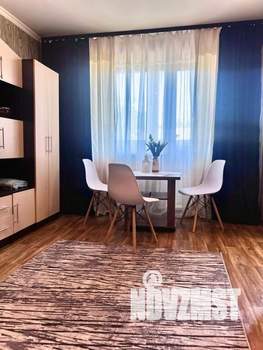 3-к квартира, посуточно, 47м2, 1/1 этаж