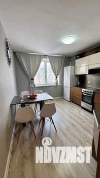 2-к квартира, посуточно, 49м2, 14/18 этаж