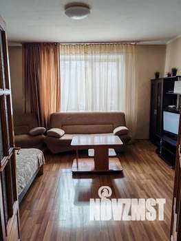 1-к квартира, посуточно, 35м2, 4/9 этаж