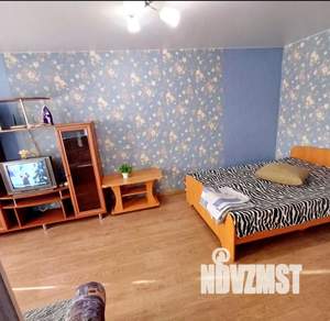 1-к квартира, посуточно, 32м2, 4/5 этаж