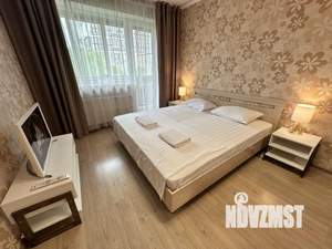 2-к квартира, посуточно, 47м2, 1/1 этаж