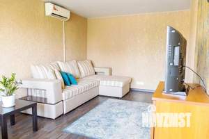 2-к квартира, посуточно, 43м2, 1/1 этаж