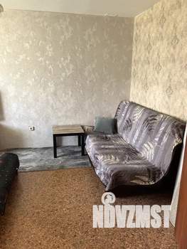 1-к квартира, посуточно, 38м2, 1/10 этаж