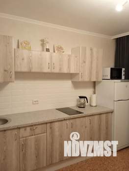 1-к квартира, посуточно, 38м2, 8/16 этаж