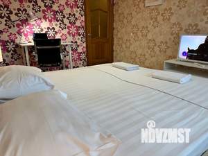 2-к квартира, посуточно, 47м2, 5/5 этаж