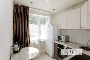 2-к квартира, посуточно, 45м2, 1/5 этаж